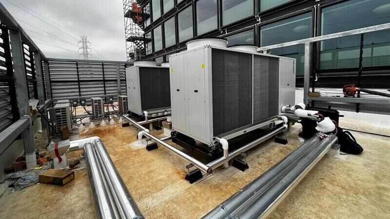 Lync case study Aegis Bay Area Hotel - Install 1